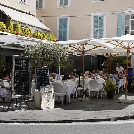 Vieille 1 - Luca's Apartment, 1 Bedroom, Max 2 Adults And 2 Kids Apartman Antibes
