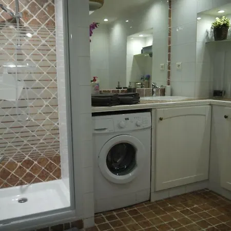 Vieille 1 - Luca's Apartment, 1 Bedroom, Max 2 Adults And 2 Kids Apartman *